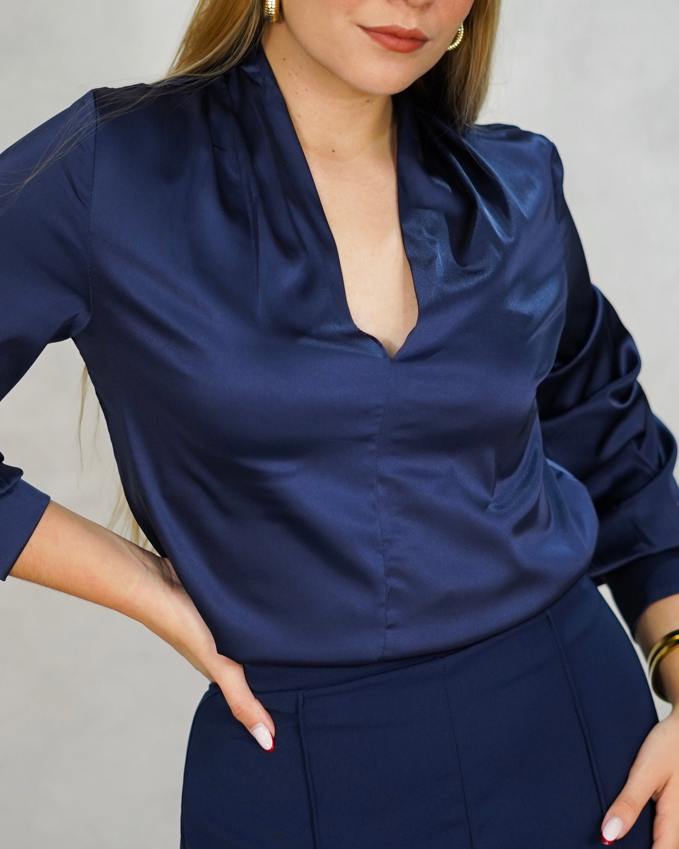 Blusa de seda manga larga