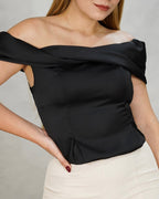 Blusa con plisado en los hombros