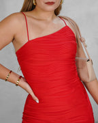 Vestido con textura de lineas