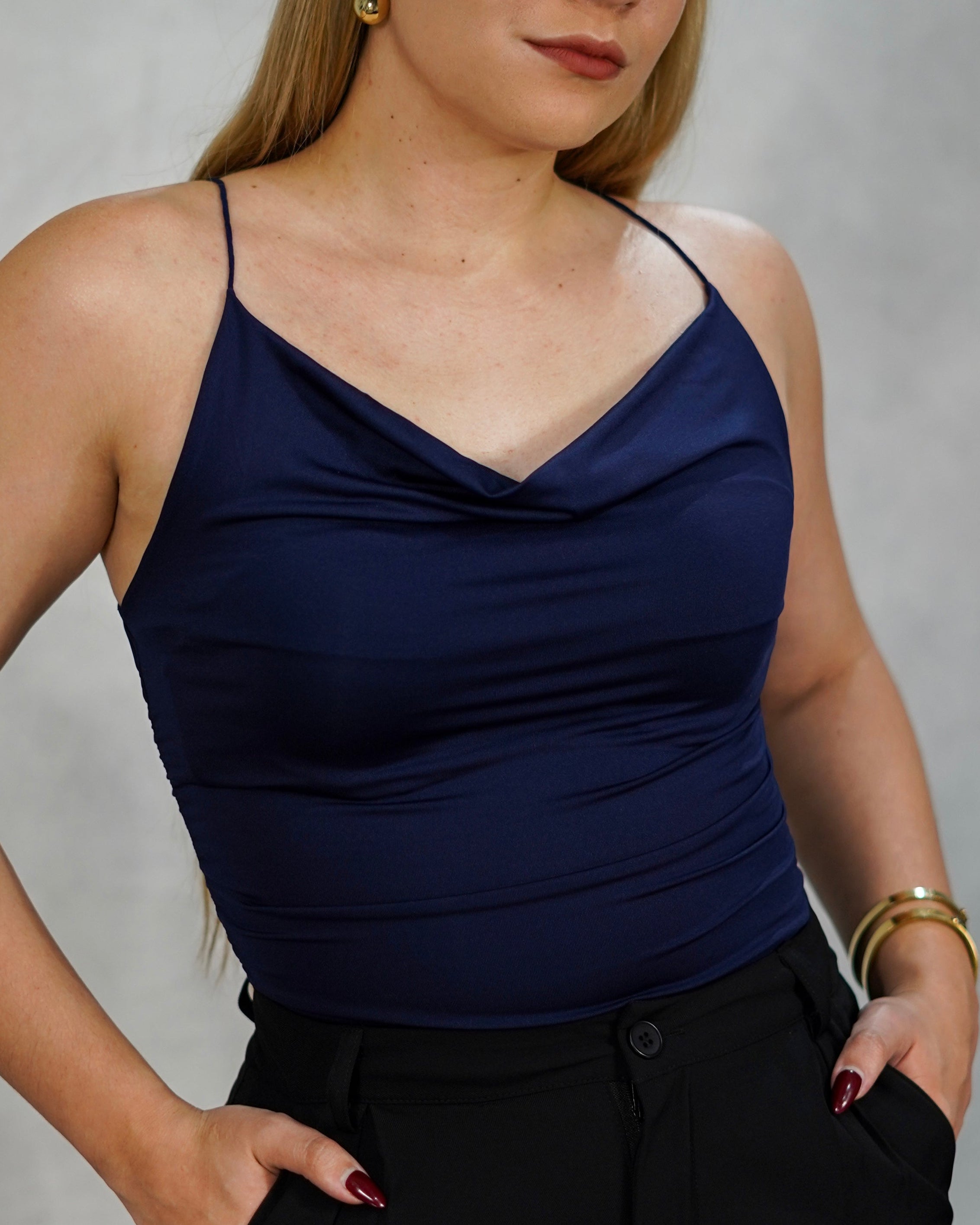 Blusa de tiras finas