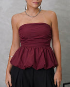 Blusa strapless abombada