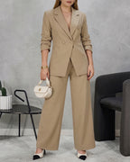Conjunto de pantalón y blazer de dos botones