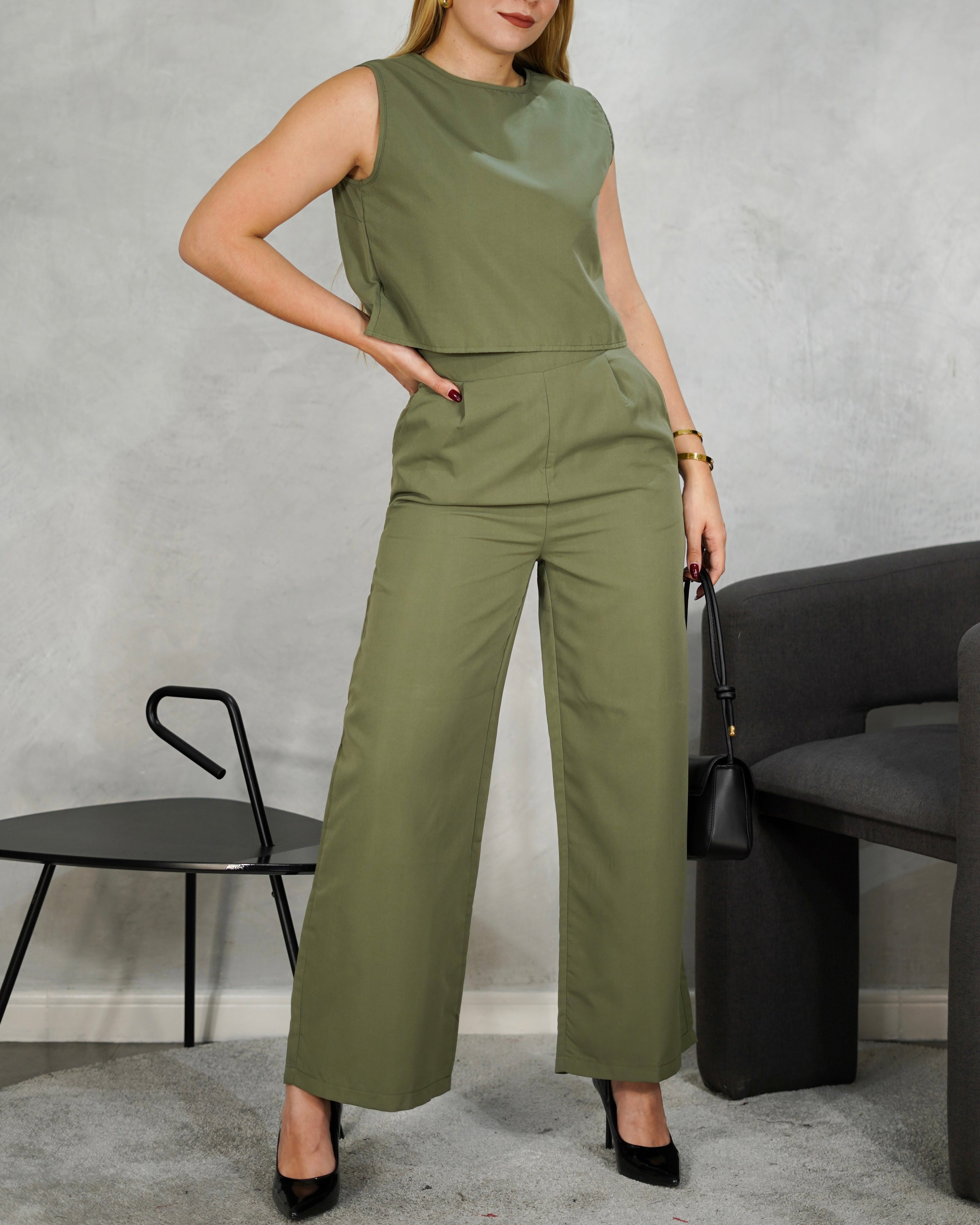 Conjunto de blusa sin mangas y pantalón ancho