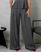 Pantalón ancho de una pinza grande