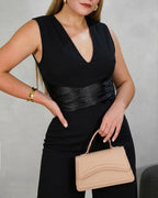 Braga con lazo de seda en el medio