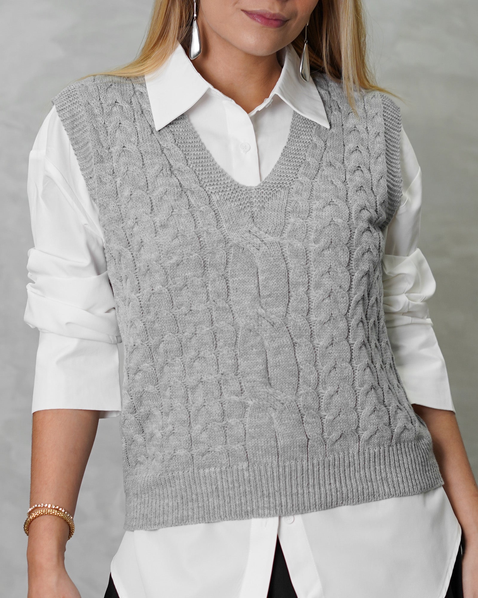 Chaleco tejido con textura entrelazada