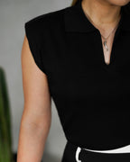 Blusa tipo chemise con hombros largos