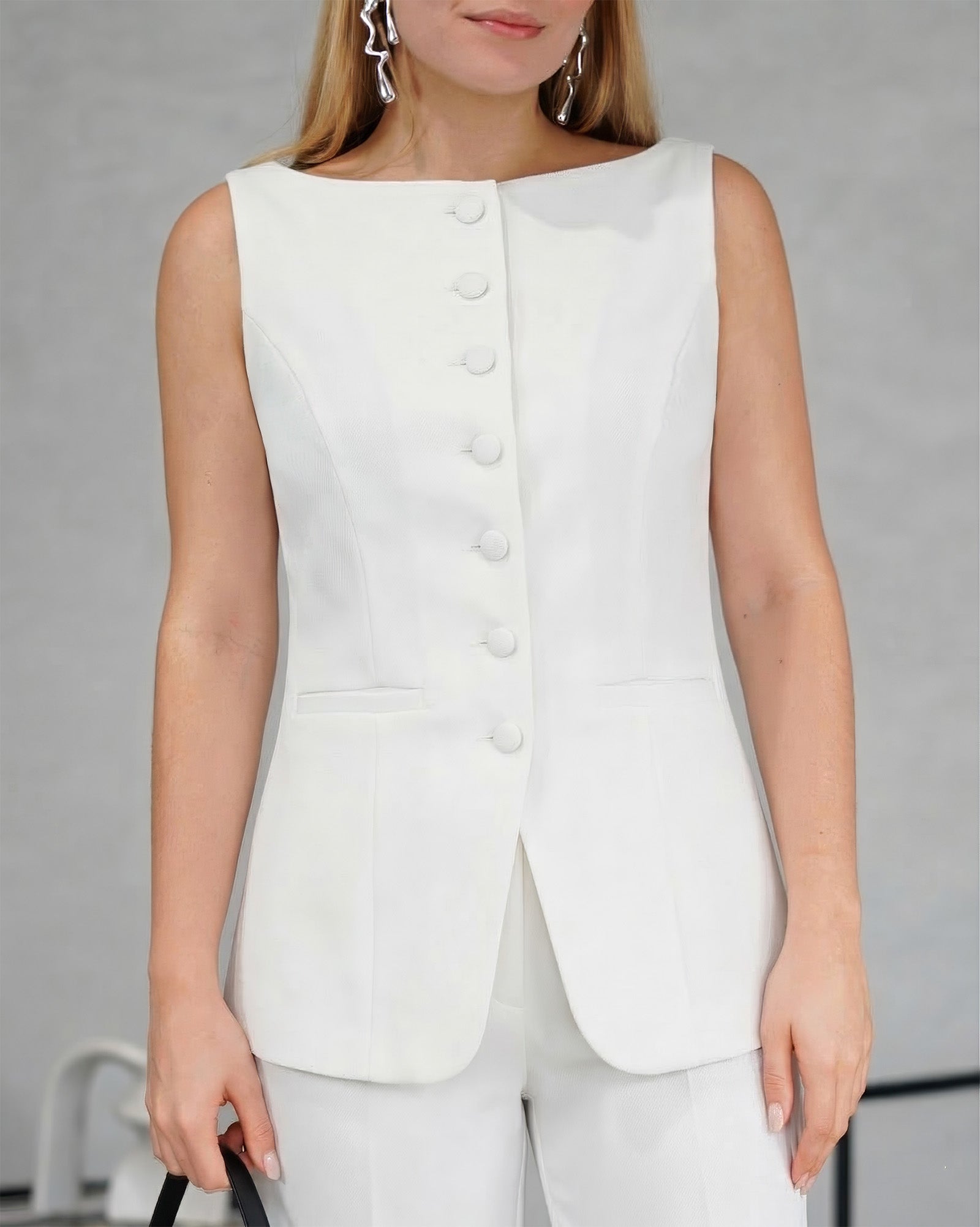 Conjunto de chaleco corte recto y pantalon ancho