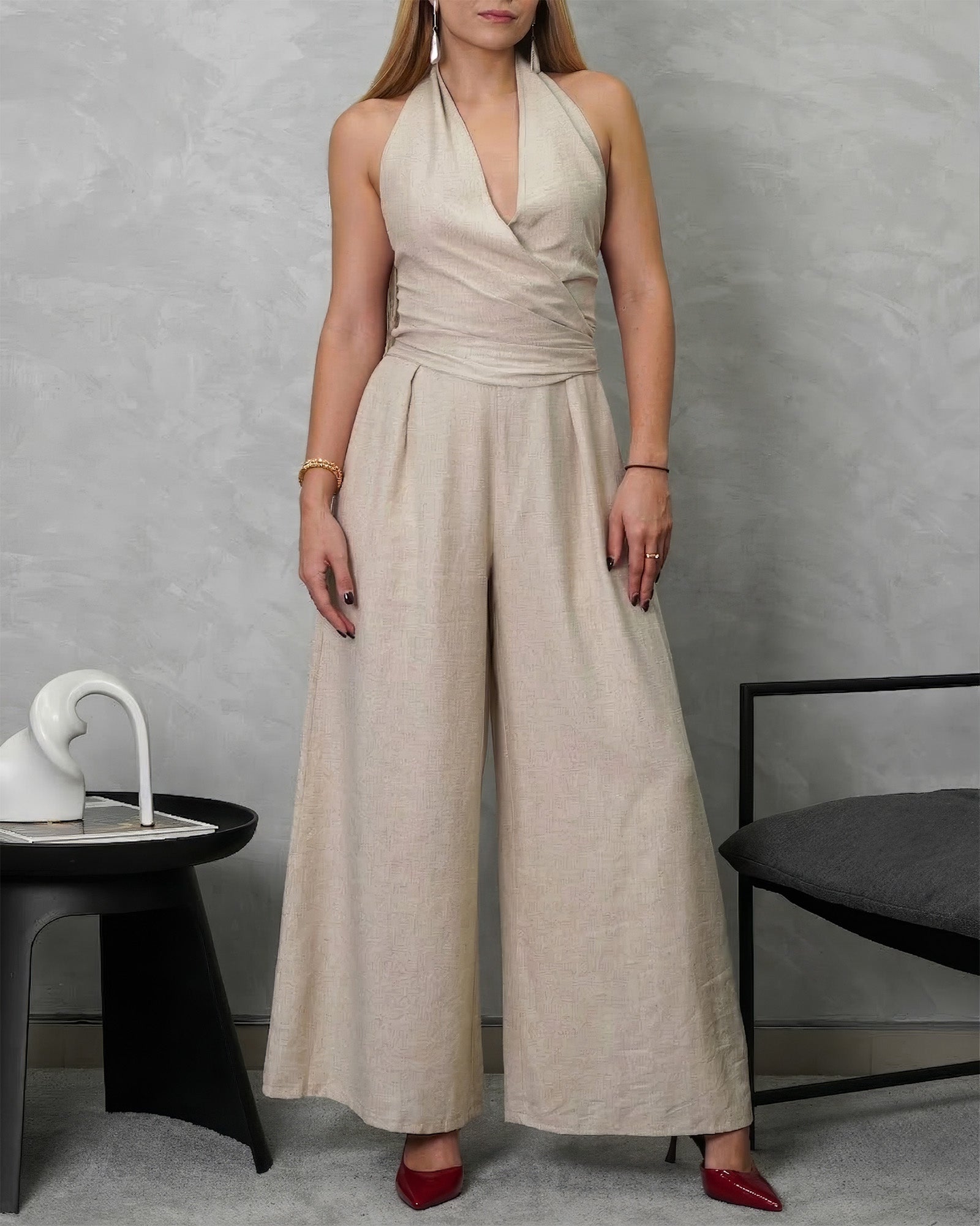 Conjunto de pantalón y blusa cuello V con nudo atrás