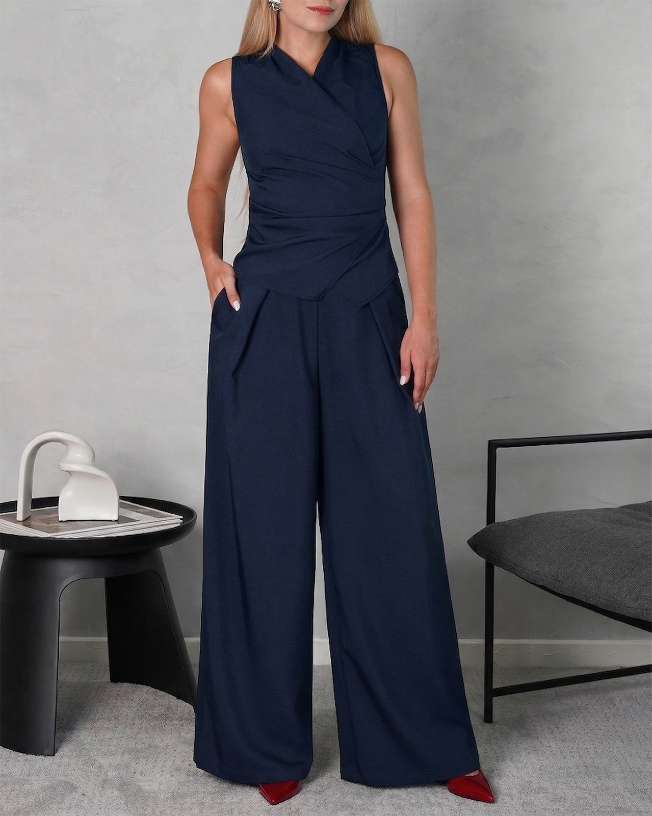 Conjunto de pantalón y chaleco amarrado atrás