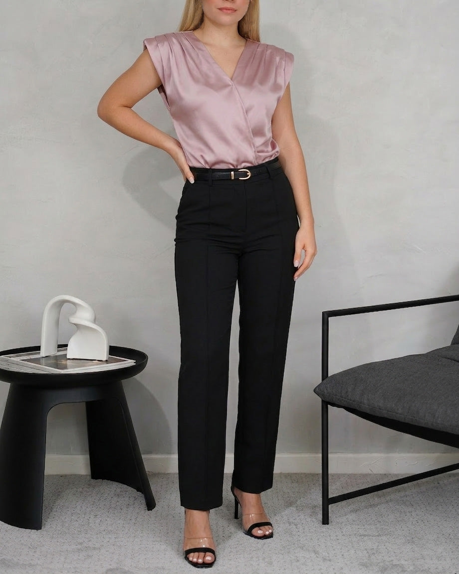 Blusa de seda sin mangas con Hombreras