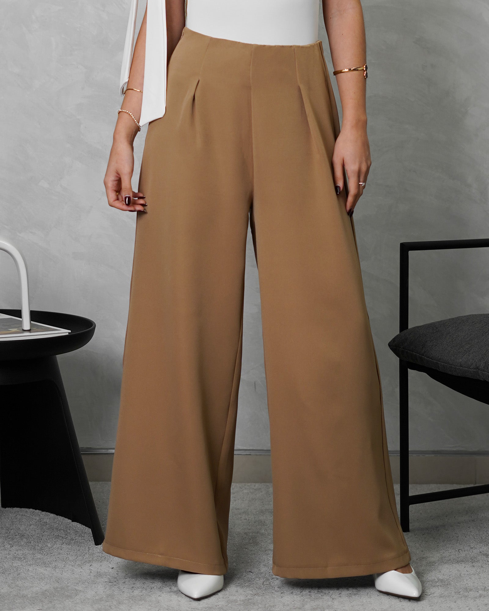 Pantalón ancho alto con pinzas