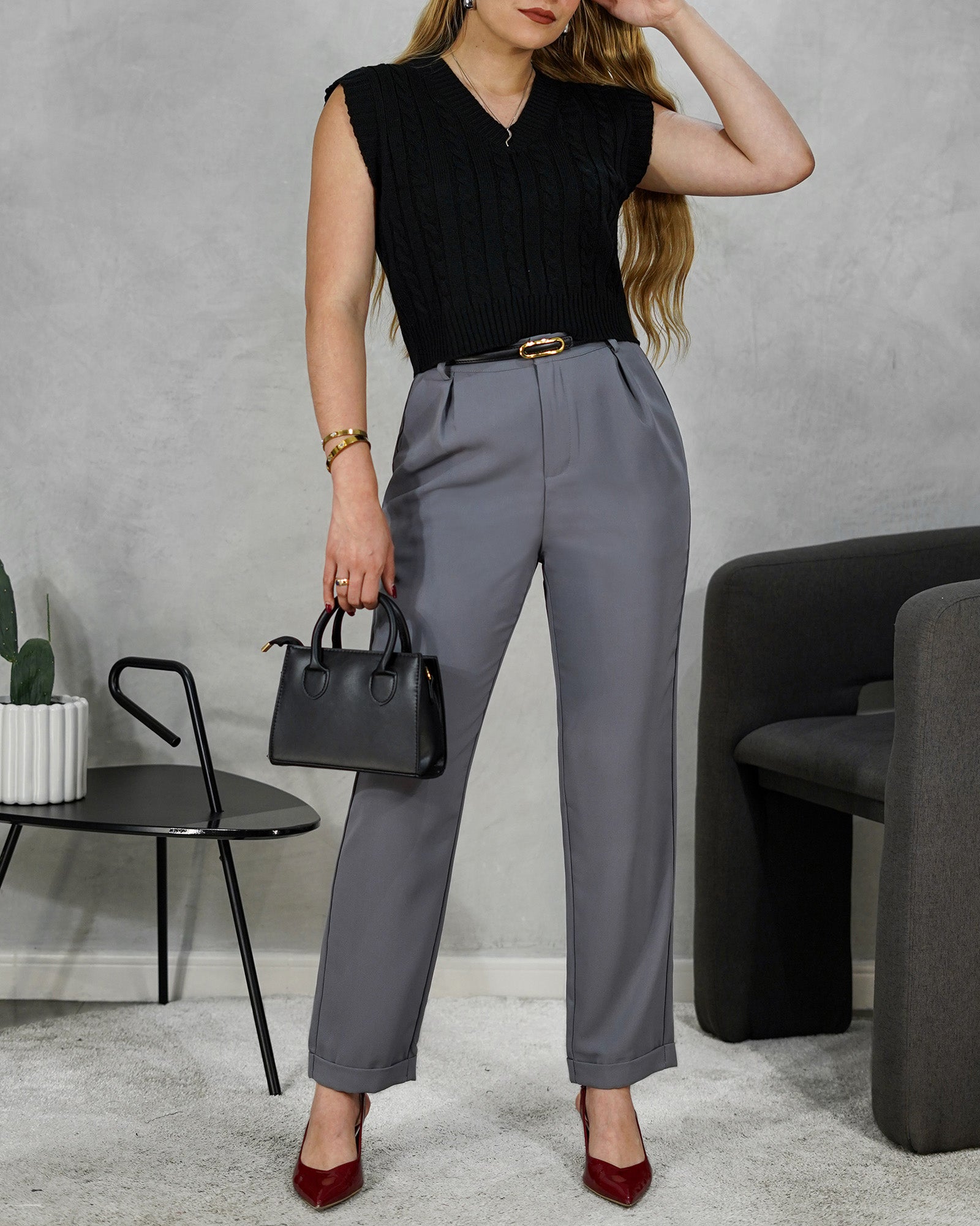 Pantalón tubo con doblés en tobillo