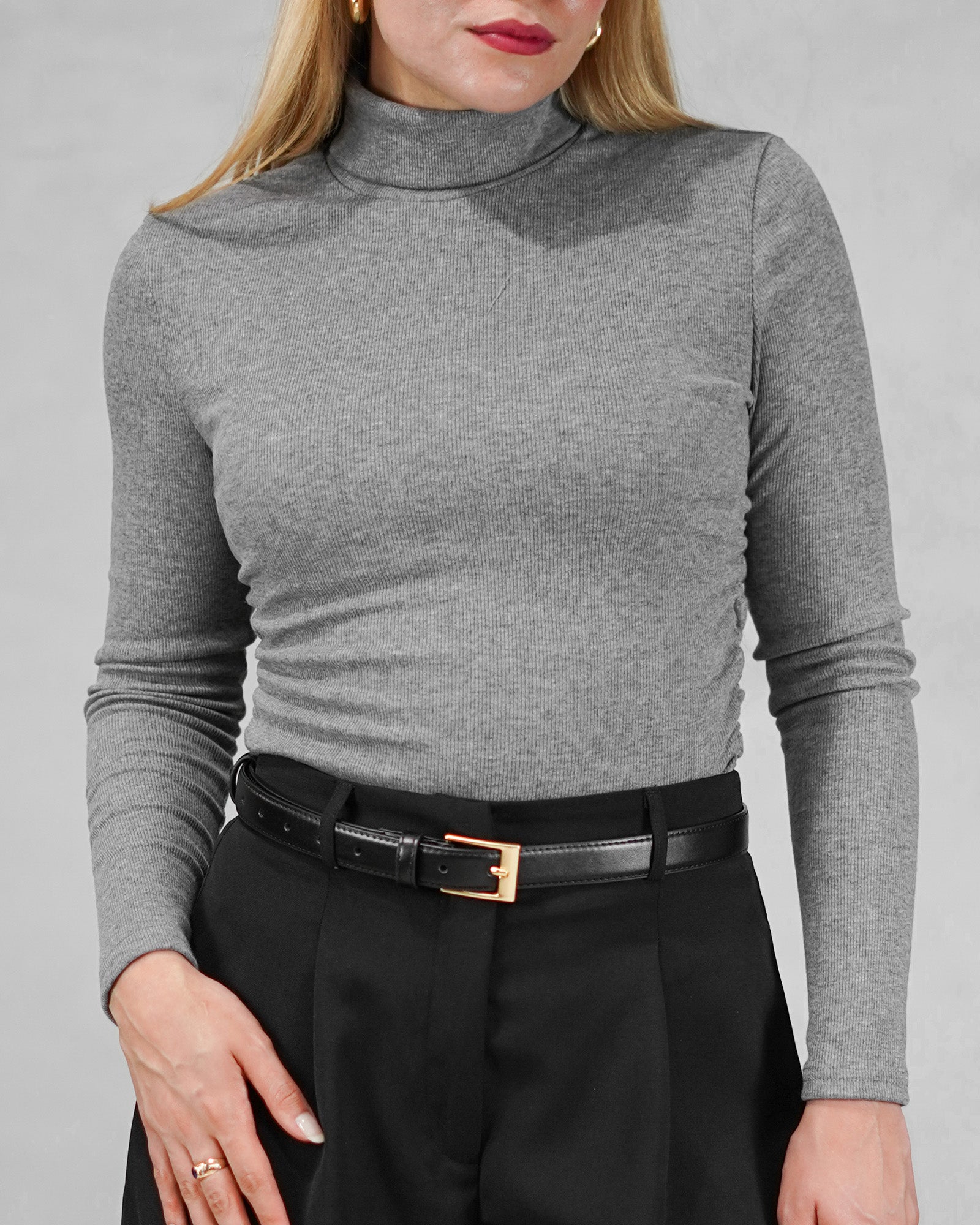 Sweater pegado de tela fina