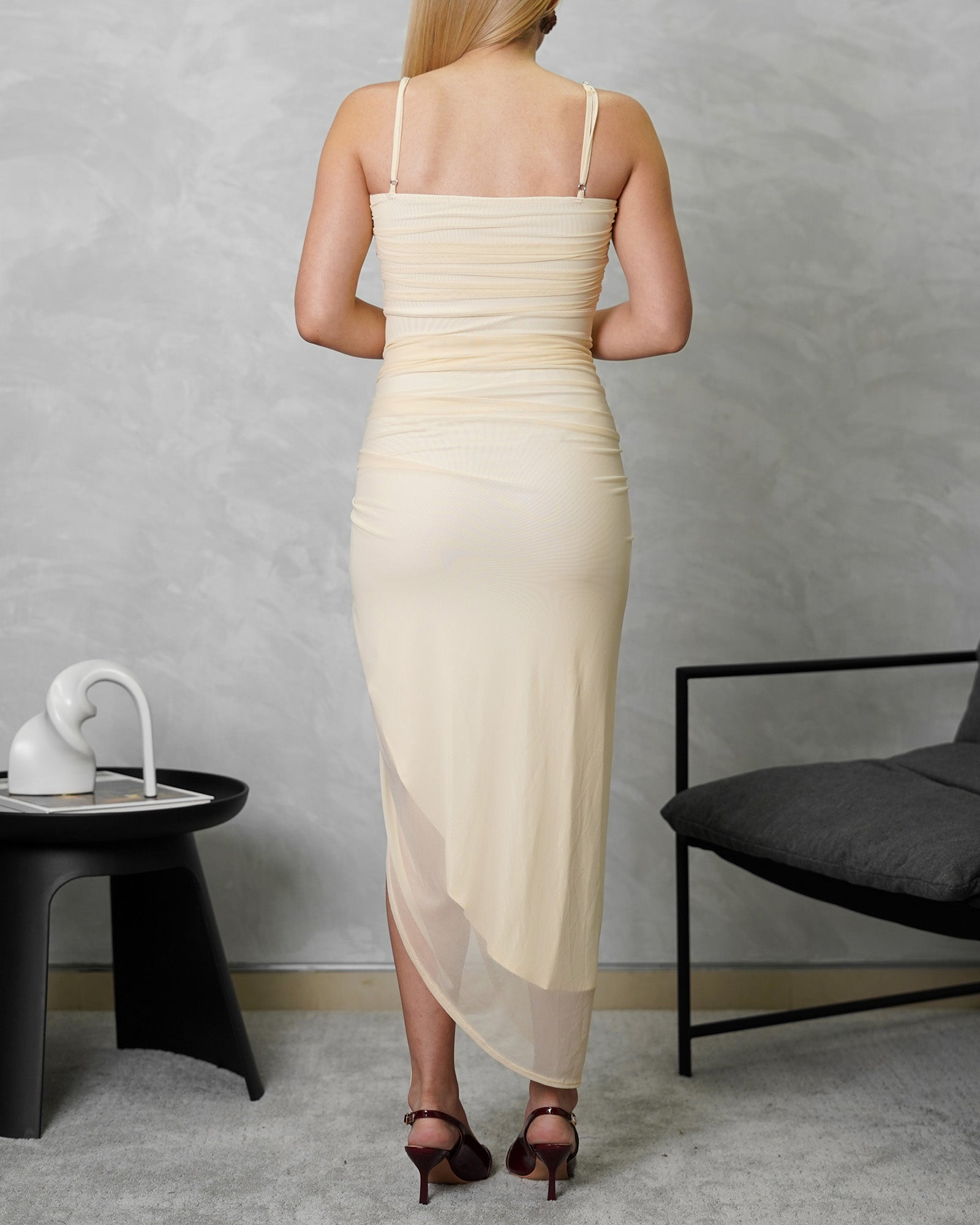 Vestido largo arruchado de dos tiras