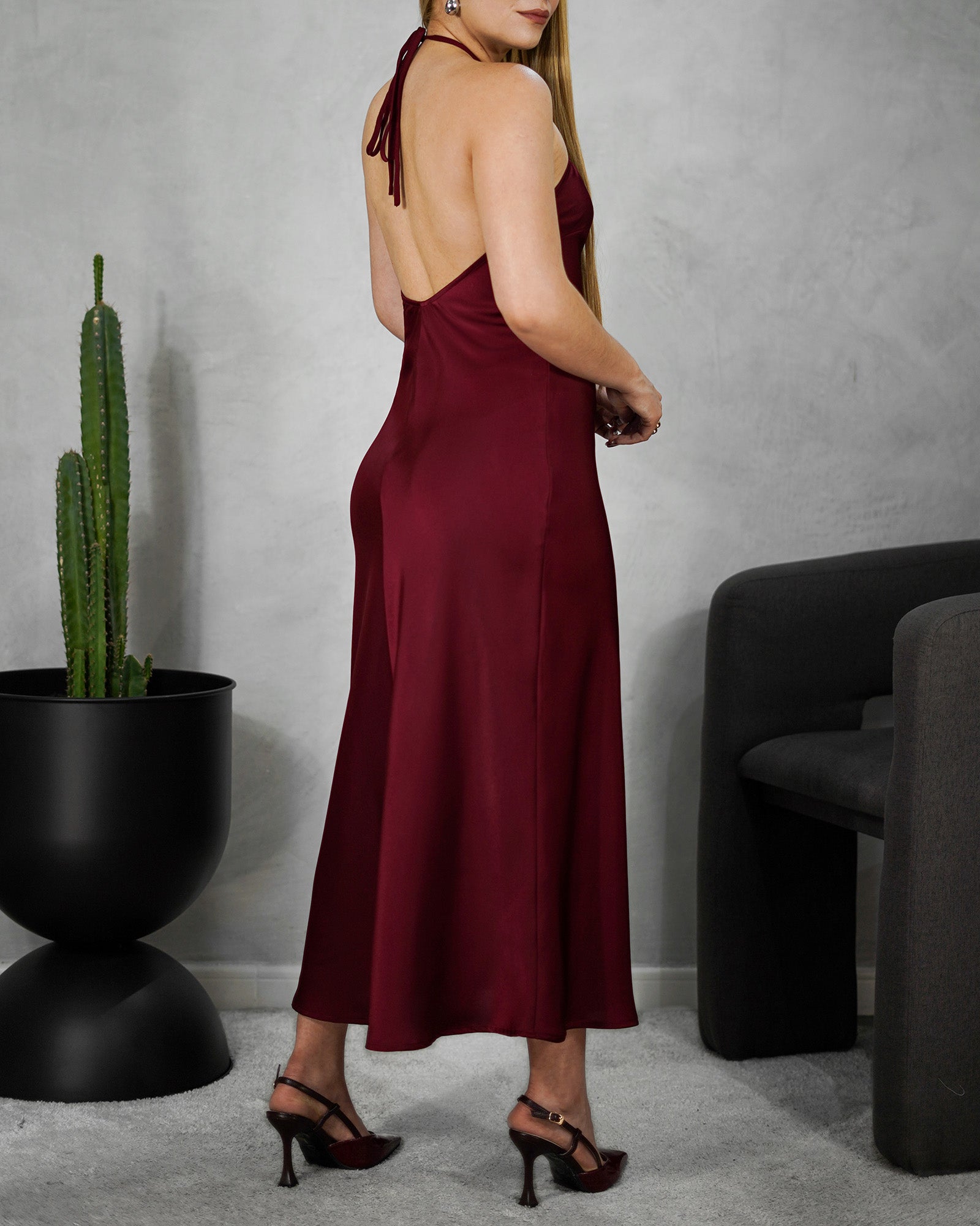 Vestido largo de tiras en V