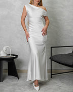 Vestido largo mangas asimétricas
